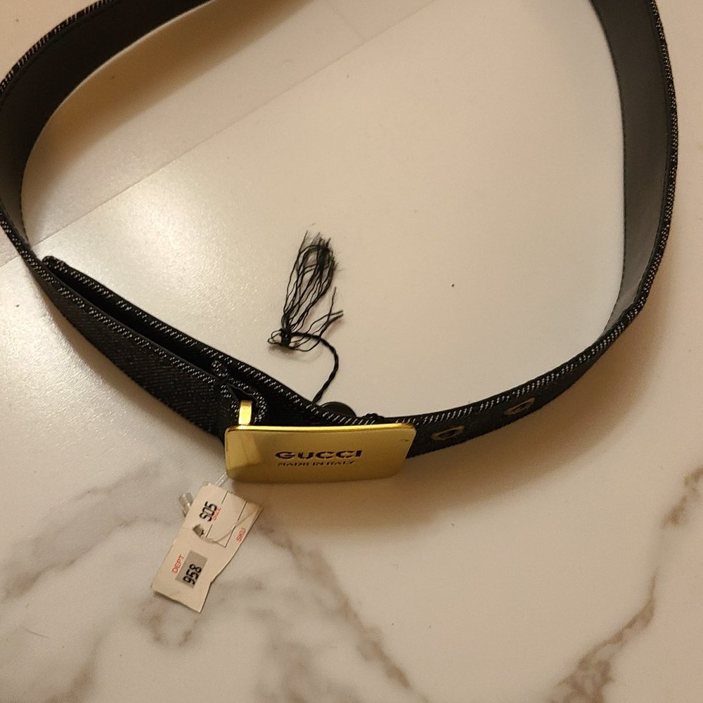Gucci blue signature belt size 75